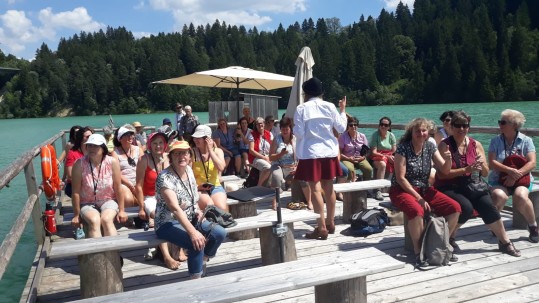 Beschauliche Floßfahrt auf dem Lech