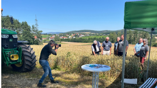 Pressevertreter zu Gast beim Erntegespräch des BBV Oberfranken im Landkreis Kronach